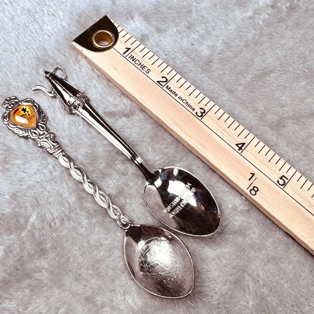 N/A vintage souvenir